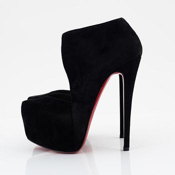 Christian Louboutin, pumps, storlek 36 1/2.