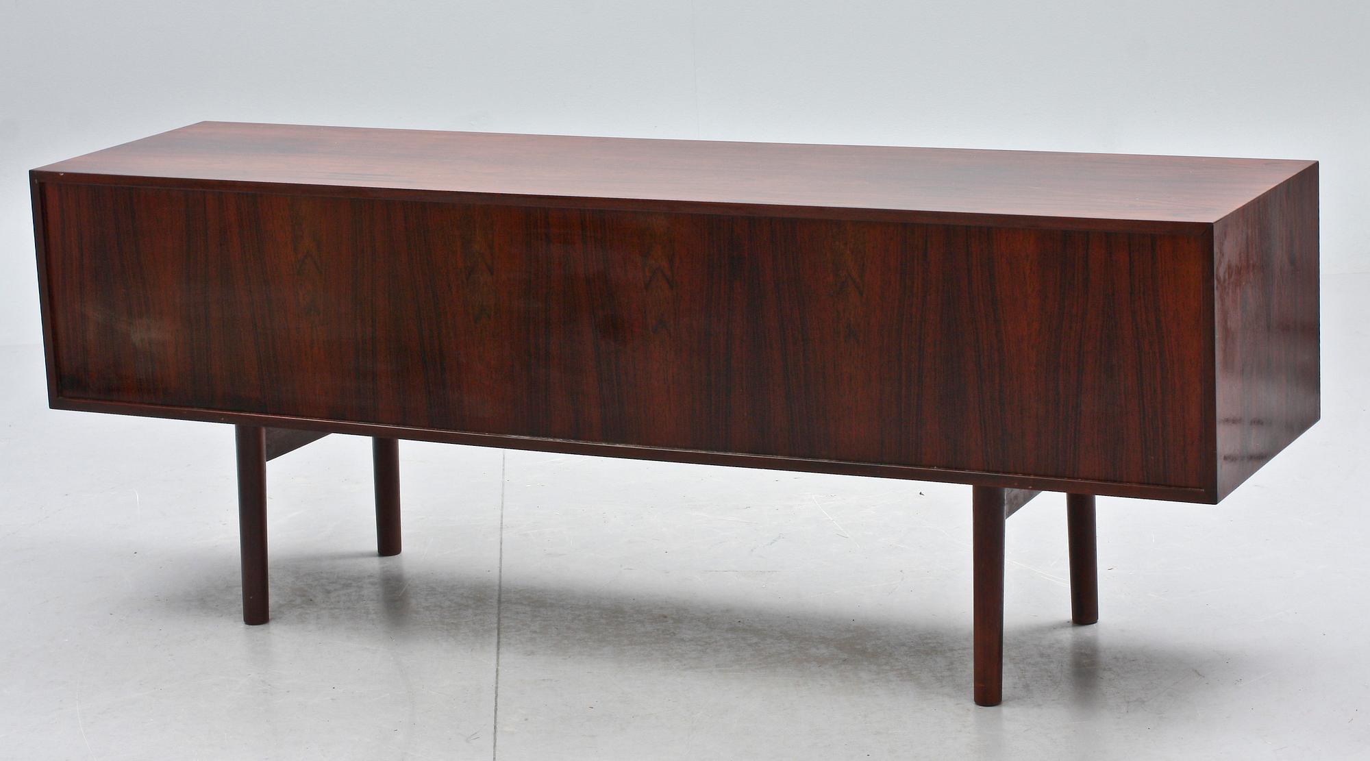 SIDEBOARD, troligen Mellemstrands trevareindustri, Vigrestad, Norge.
