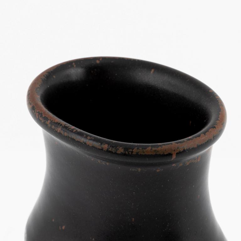Stig Lindberg, a stoneware vase, Gustavsberg Studio.