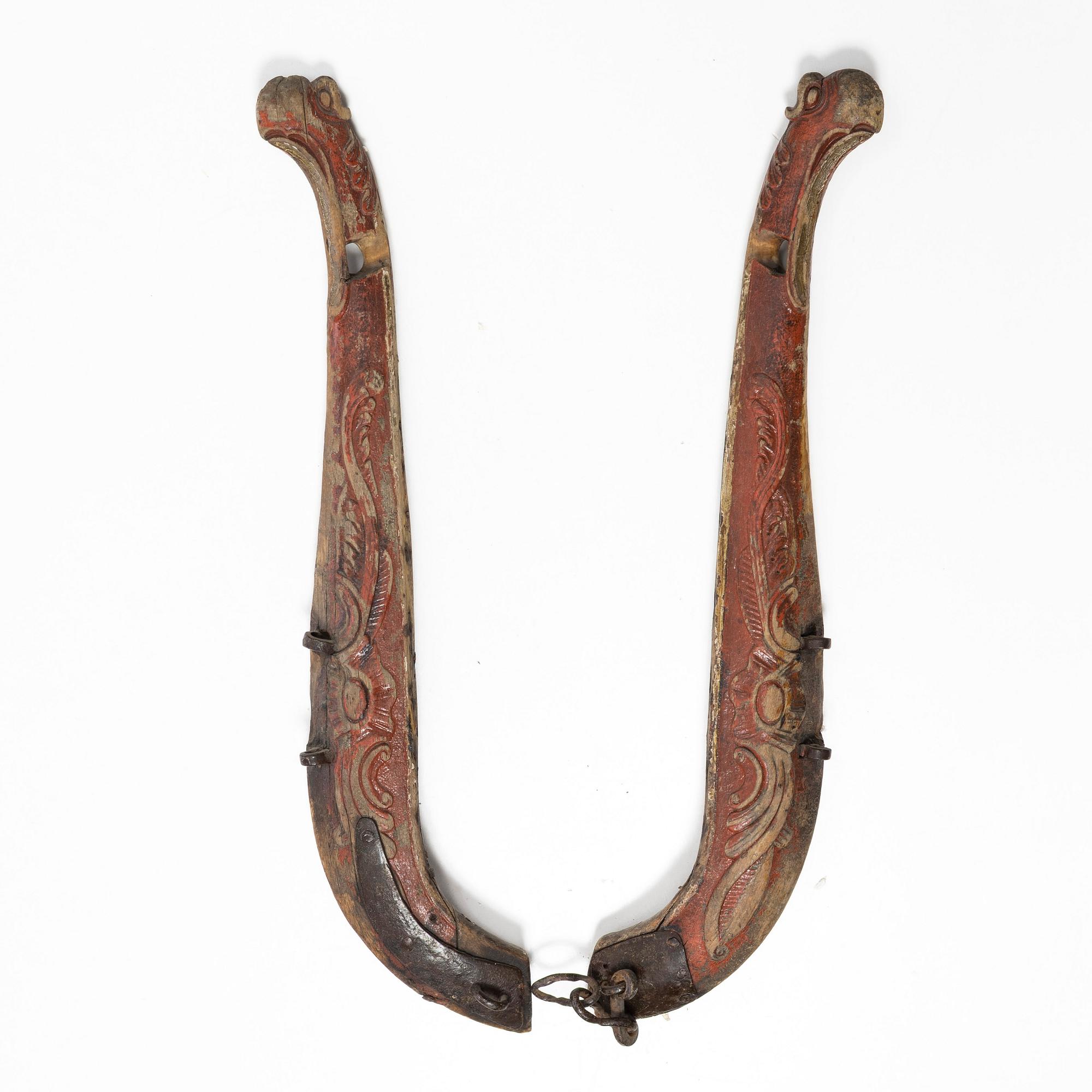 Locomotives, a pair. Folk art, Jämtland, 18th/19th century.