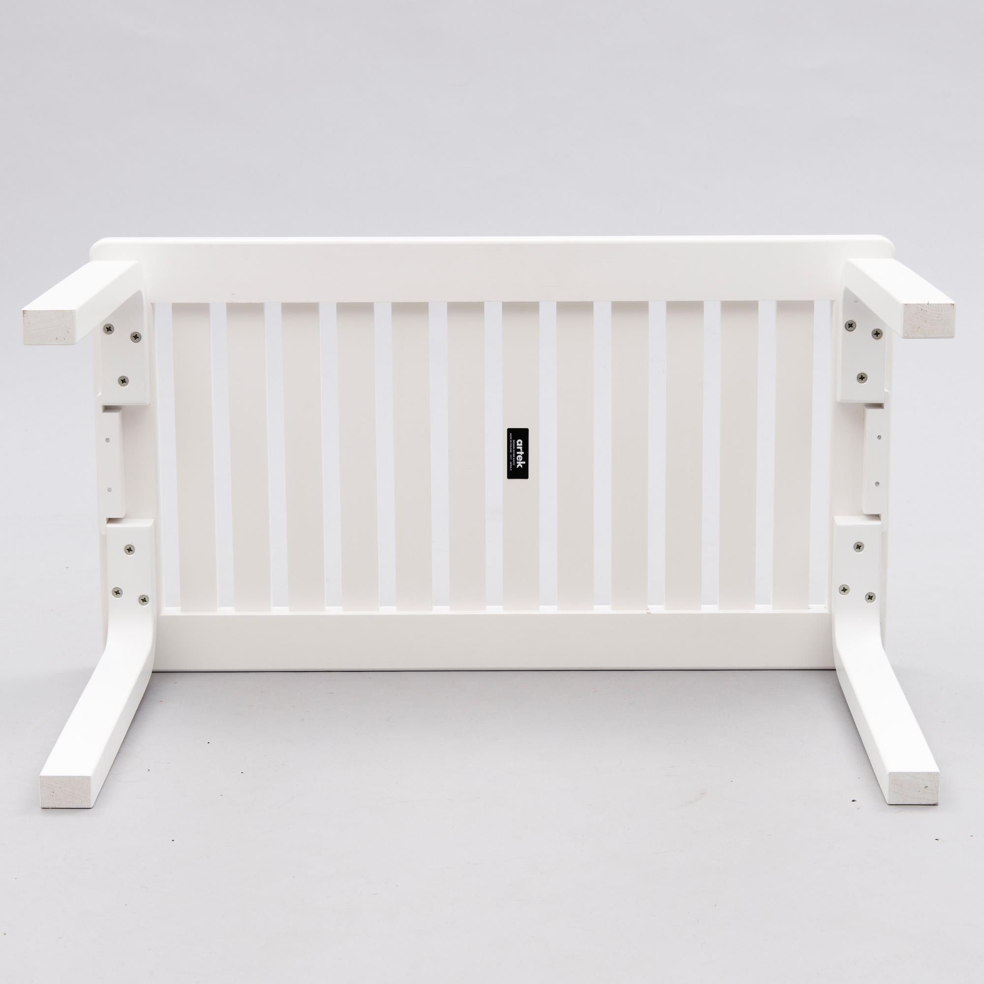 ALVAR AALTO, BÄNK 153B, Artek, 2017. Modellen formgiven 1945.