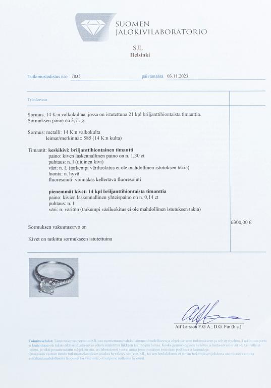 Ring, 14K vitguld, diamanter tot ca 1.44 ct. Med AIG och SJL-certifikat.