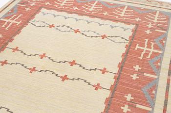 A flat weave carpet, c 371 x 250 cm, Sweden, circa 1940.