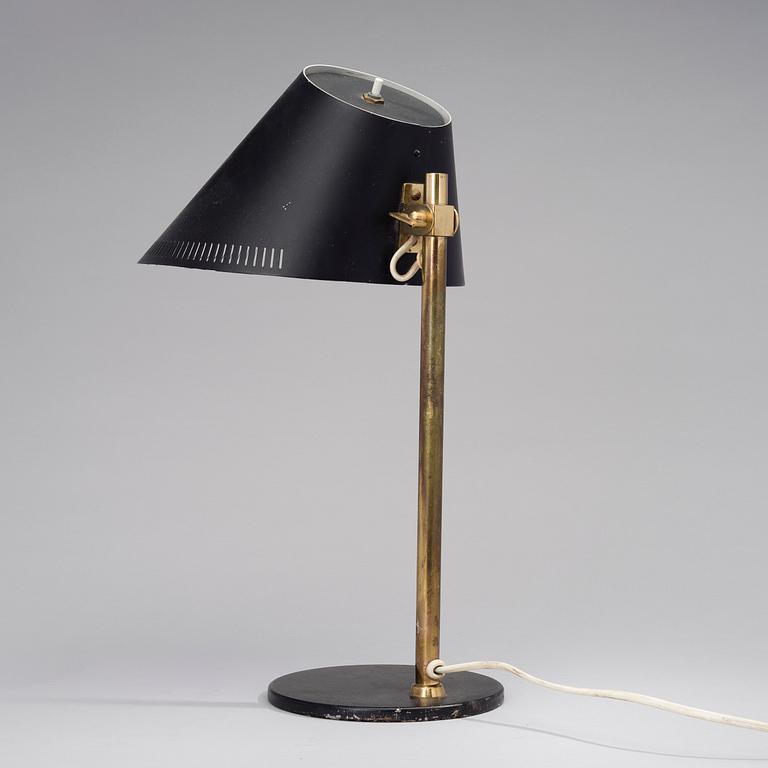 PAAVO TYNELL, BORDSLAMPA, 9227. Tillverkad av Idman. 1950-tal.