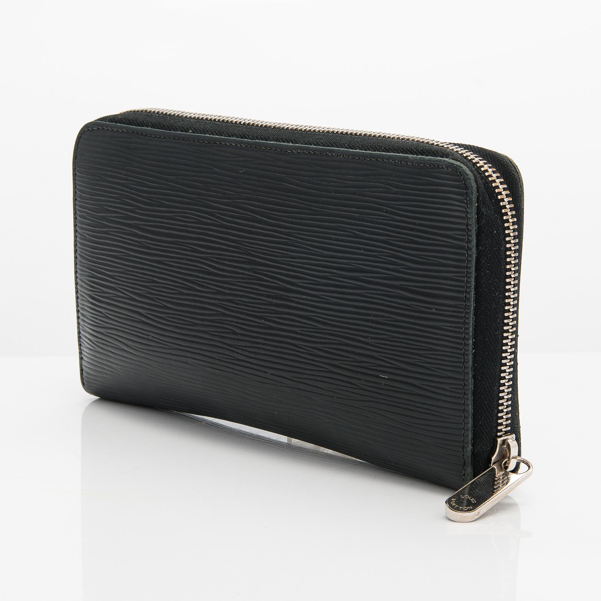 Louis Vuitton, A 'Zippy' Wallet.