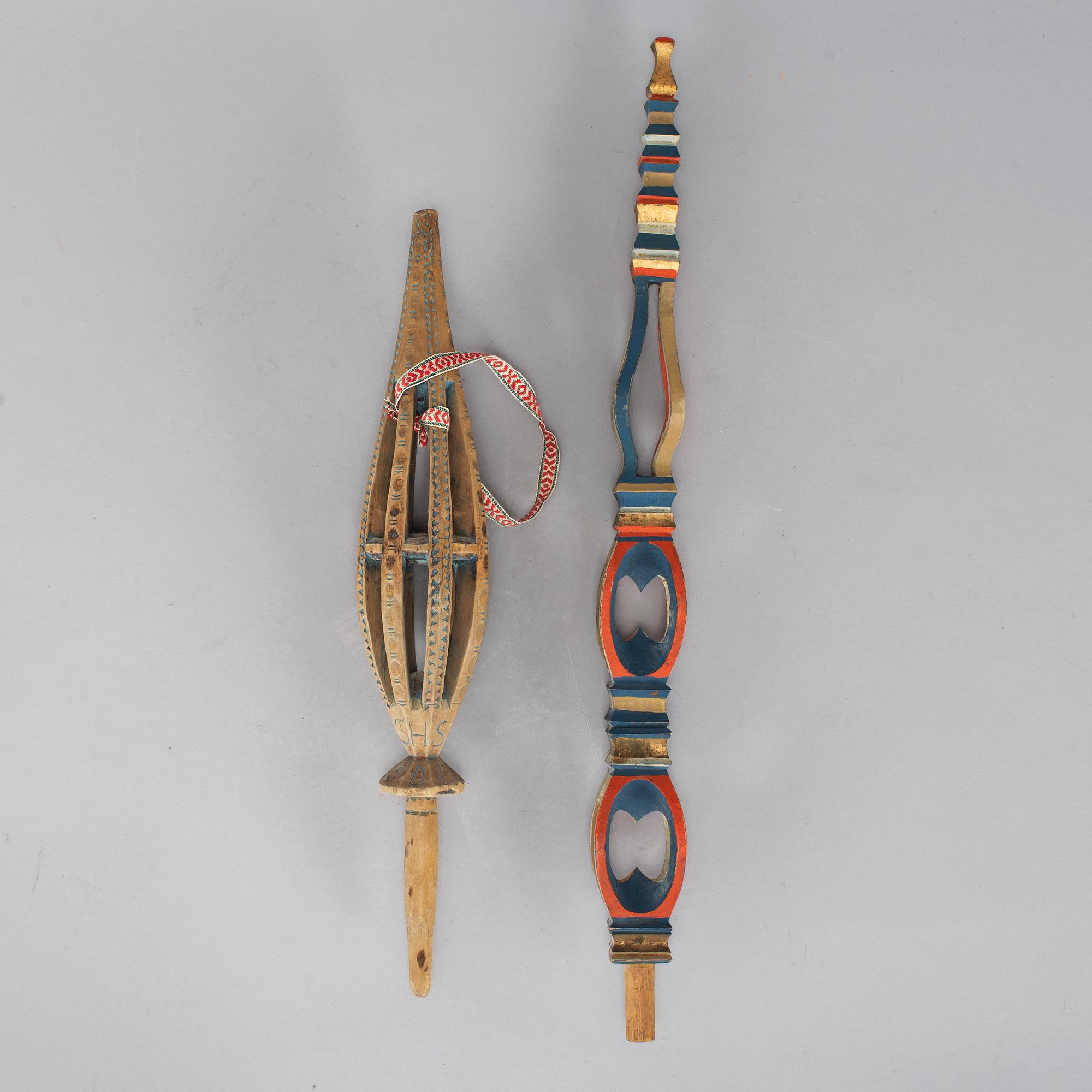 ALLMOGE, 7 delar, bl a 4 skäktknivar, 1800-tal.