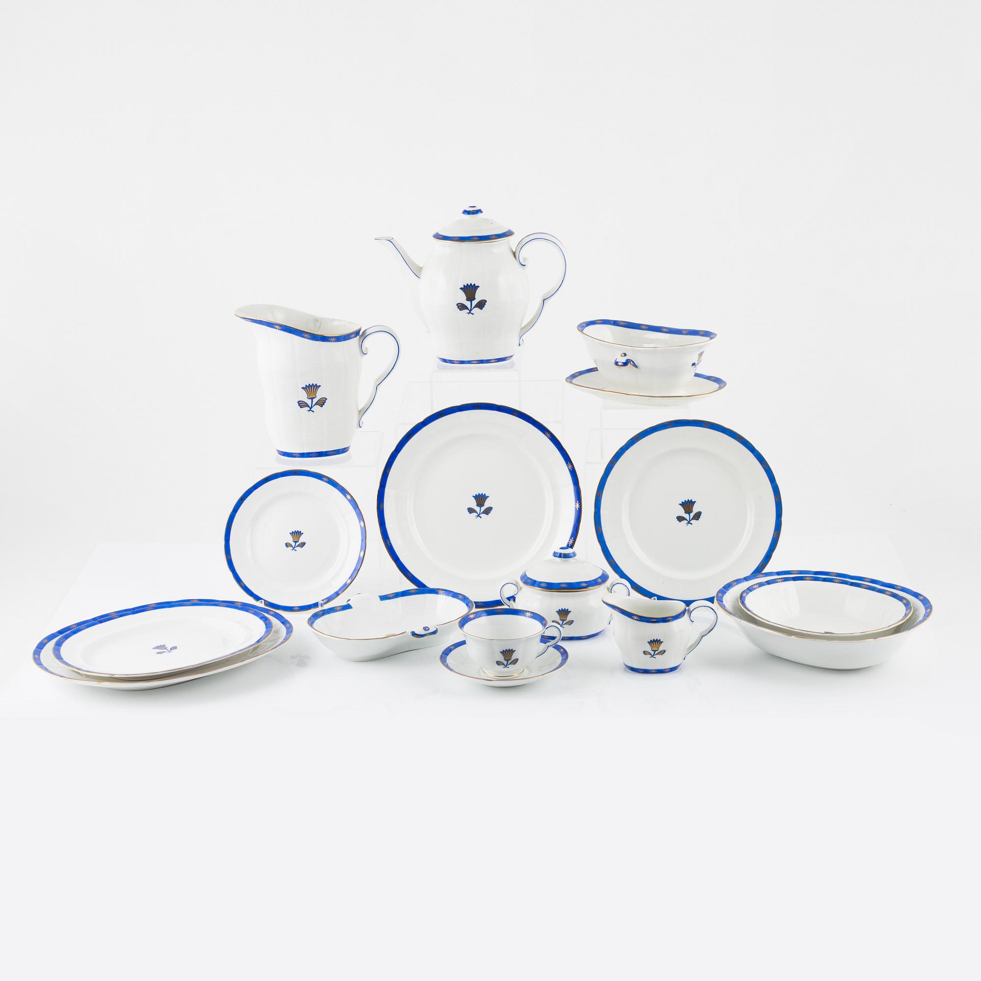 Wilhelm Kåge, servis, 59 delar, porslin, Guldstjärna, Gustavsberg.