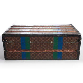 LOUIS VUITTON, a Monogram canvas trunk, early 20th century.