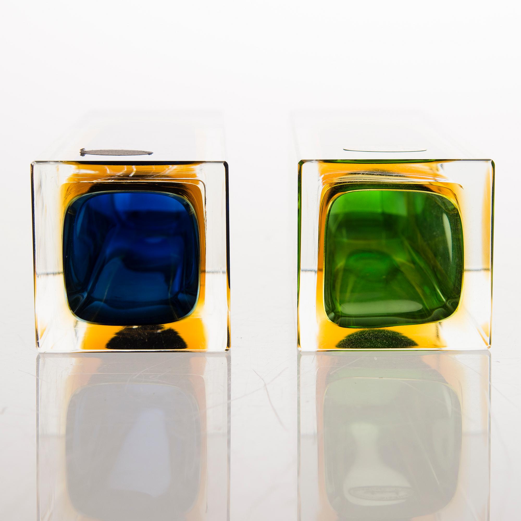 Two Murano sommerso glass vases, marked with labels.