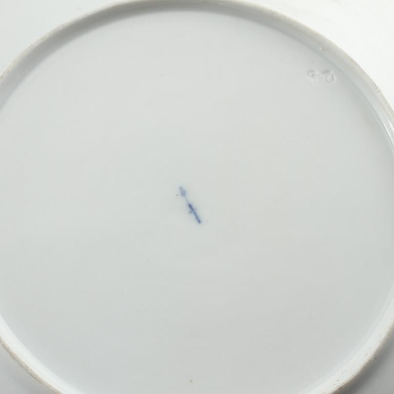 TALLRIKAR, 4 st, porslin, KPM, Berlin, 1800-talets första hälft.