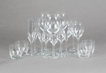 GLASSERVIS, 48 delar, "Illusion", Orrefors, 1:a sort. 1900-talets andra hälft.