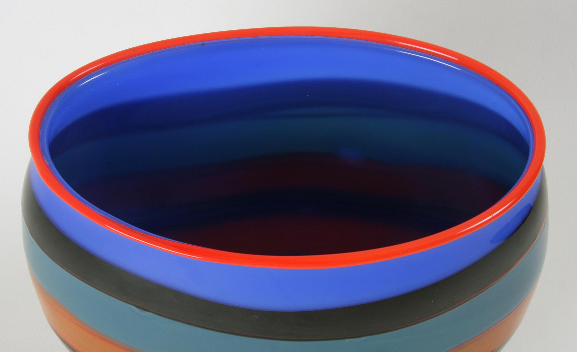 VAS, glas, Gunnar Cyrén, Orrefors Gallery, Sign o dat -90.