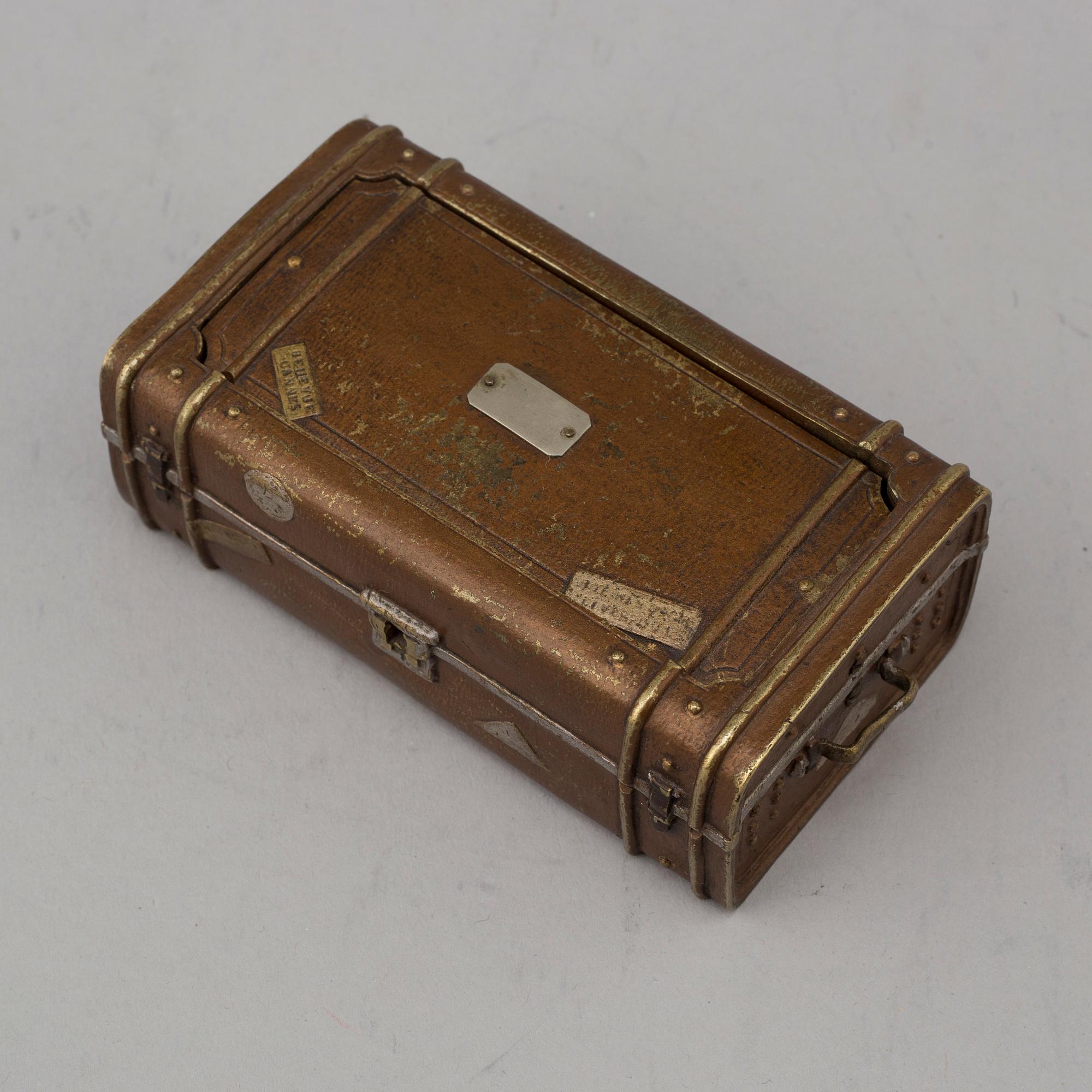 A cold painted Viennese bronze signed Nam Greb, circa 1900