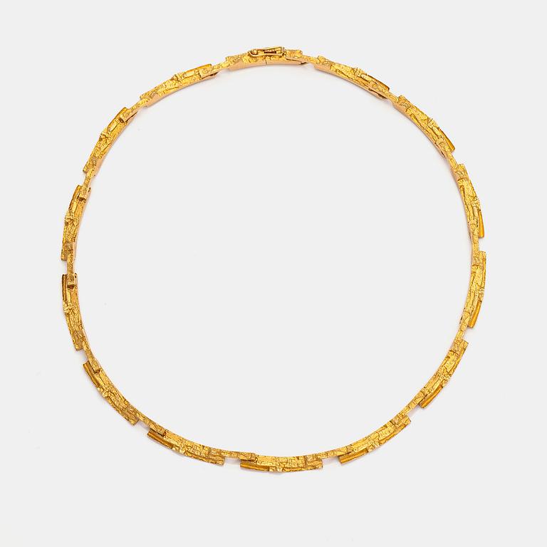 Björn Weckström, "Tundra", an 18K gold necklace. Lapponia 1990.