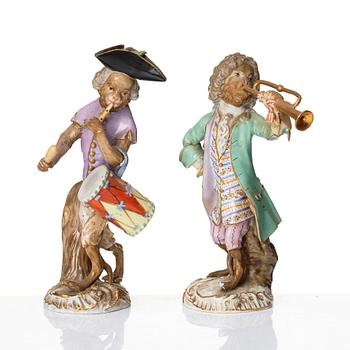 Figuriner, åtta stycken, porslin. Meissen, 1800-talets senare del. "Affenkapelle".