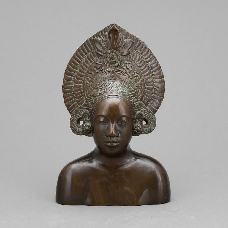 HUVUD, brons, orientaliskt.