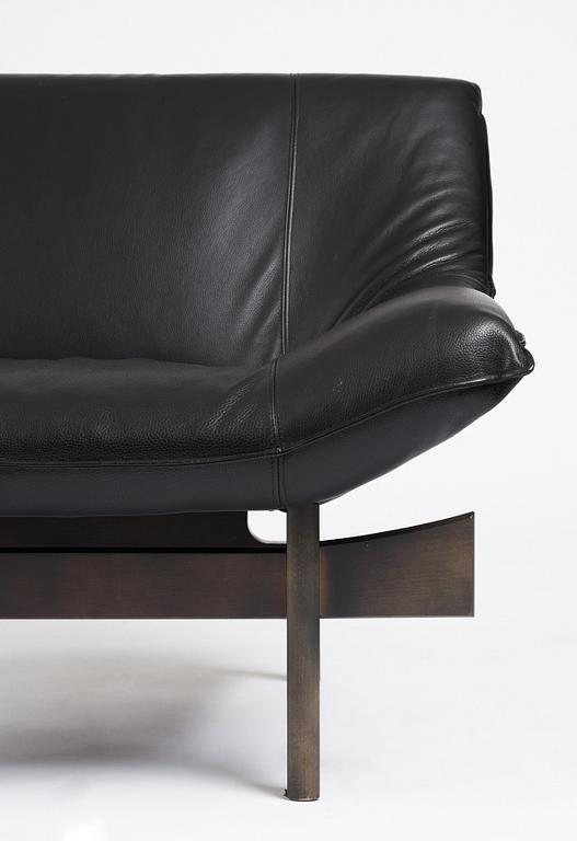 Takashi Okamura & Erik Marquardsen, a "model 84" sofa and easy chair, Nelo / Roche Bobois, post 1984.
