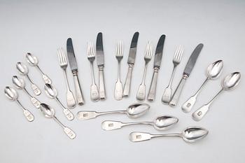 135. CUTLERY 21 PIECES.