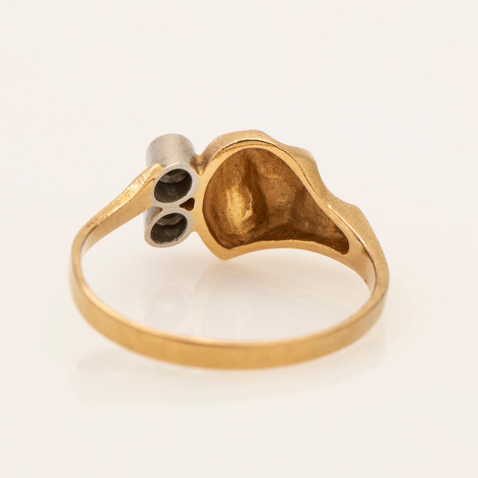Björn Weckström, ring, 18K gold with diamonds, Lapponia, Finland.