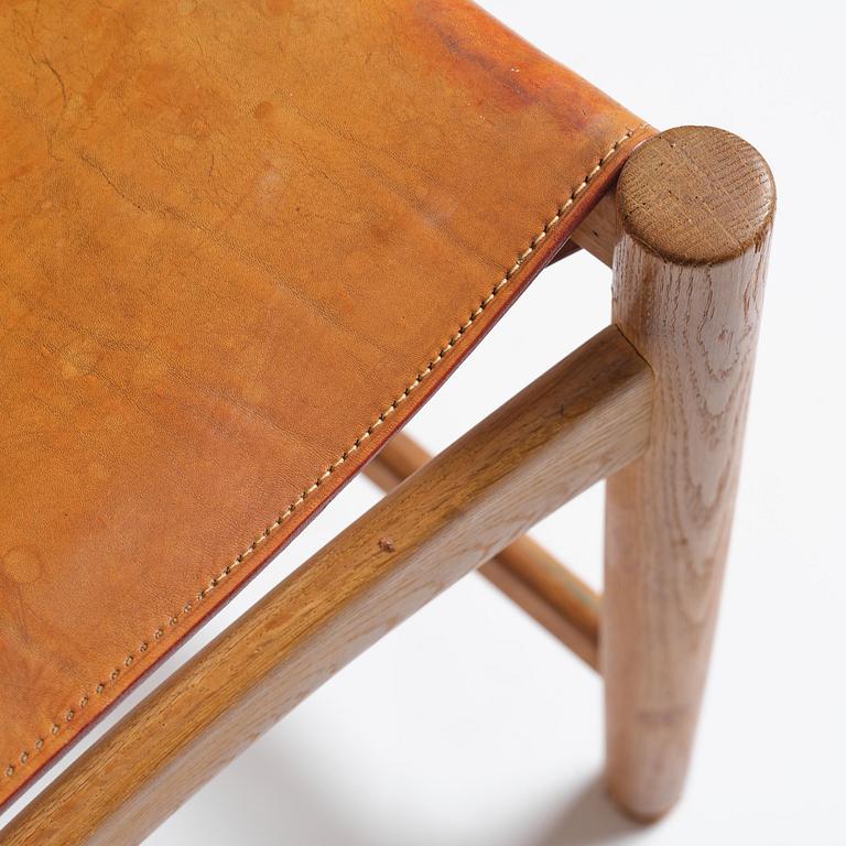 Børge Mogensen, a set of eight "Jagtspisestol"/"Spanish Dining" chairs model 3237 & 3238, Fredericia Stolefabrik, Denmark.