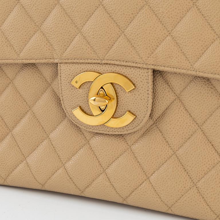 Chanel, väska, "Caviar Jumbo Classic Flap Bag", vintage.