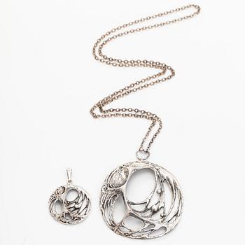 Karl Laine, pendants, “Spider Web”, 2 pieces, silver, Åbo, 1970s.