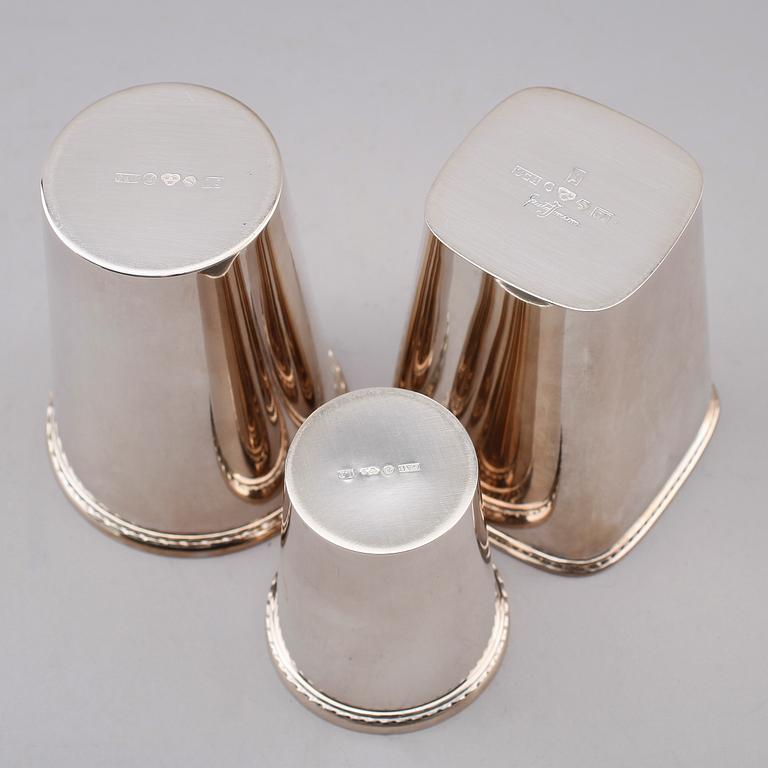 BÄGARE, 3 st, silver, GAB och CG Hallberg, 1950/60-tal. Vikt ca 441 gram.