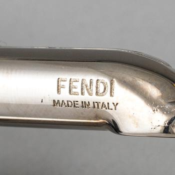 FENDI, örhängen, "F is Fendi".