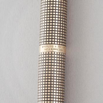 Six silver pens from Parker, USA, partly gilded, 20th century.