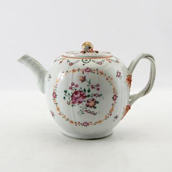 Teapot, China 18th century porcelain.