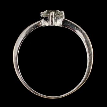 RING, 14k guld med droppslipad diamant 0.805 ct, 2000-tal. Vikt 3 g.