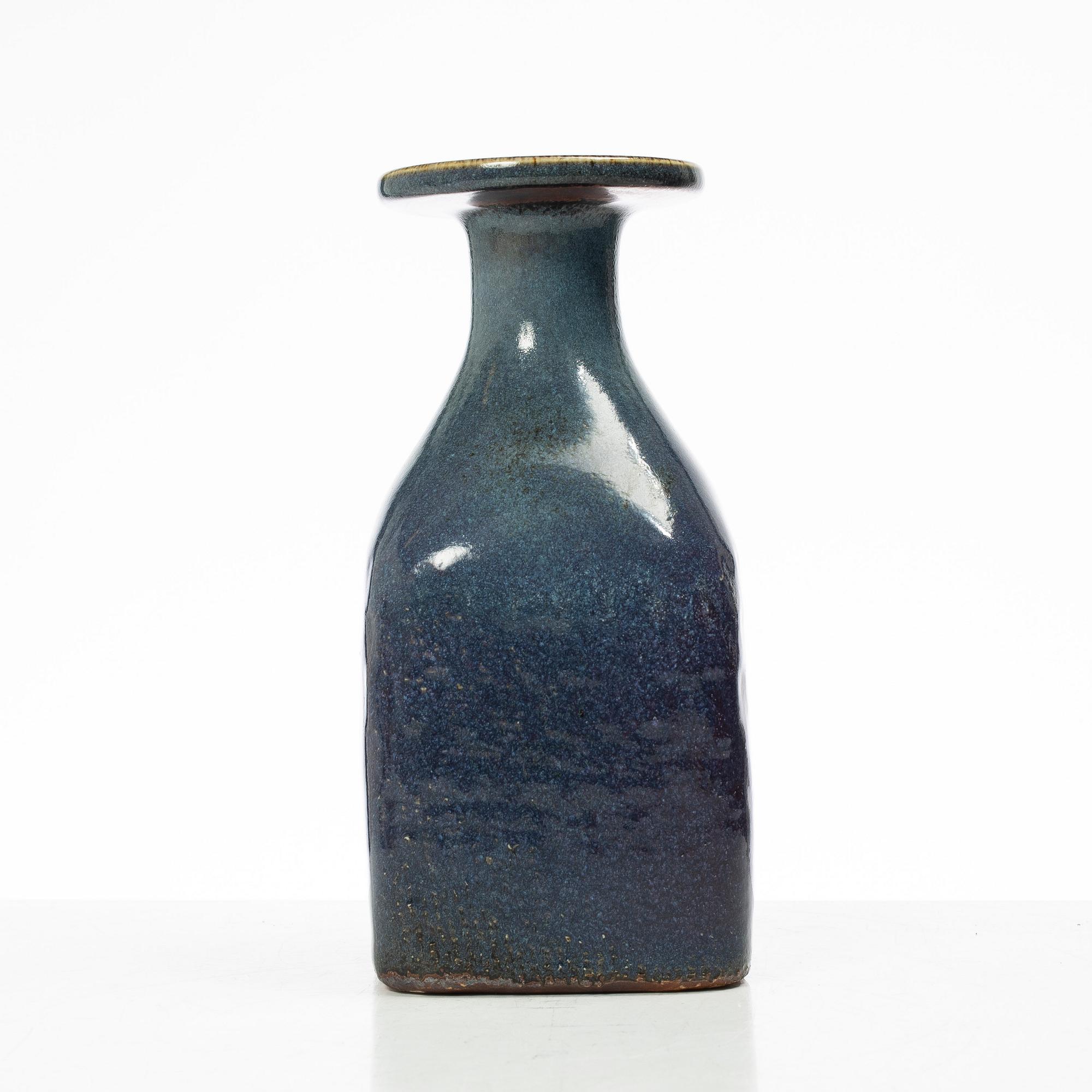 Stig Lindberg, a stoneware vase, Gustavsbergs studio, Sweden, 1971.