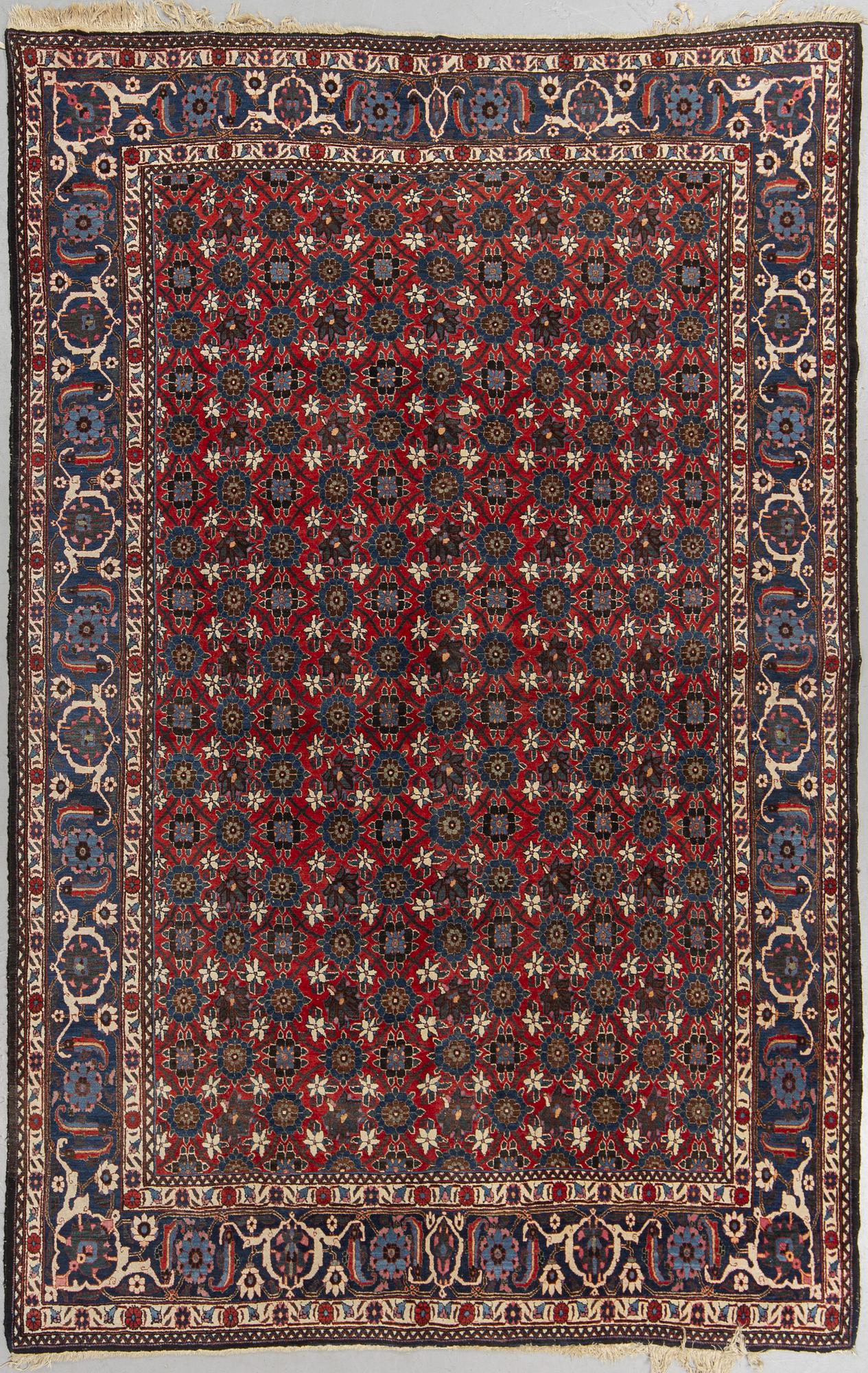 Matta, semiantik Veramin, ca 317 x 207 cm.