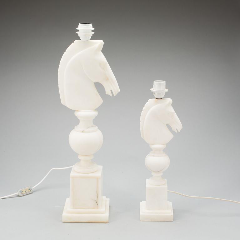 BORDSLAMPOR, 2 st, alabaster, 1900-talets slut.