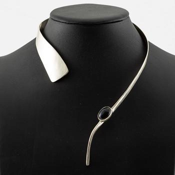 Staffan Hallberg, halscollier, silver.