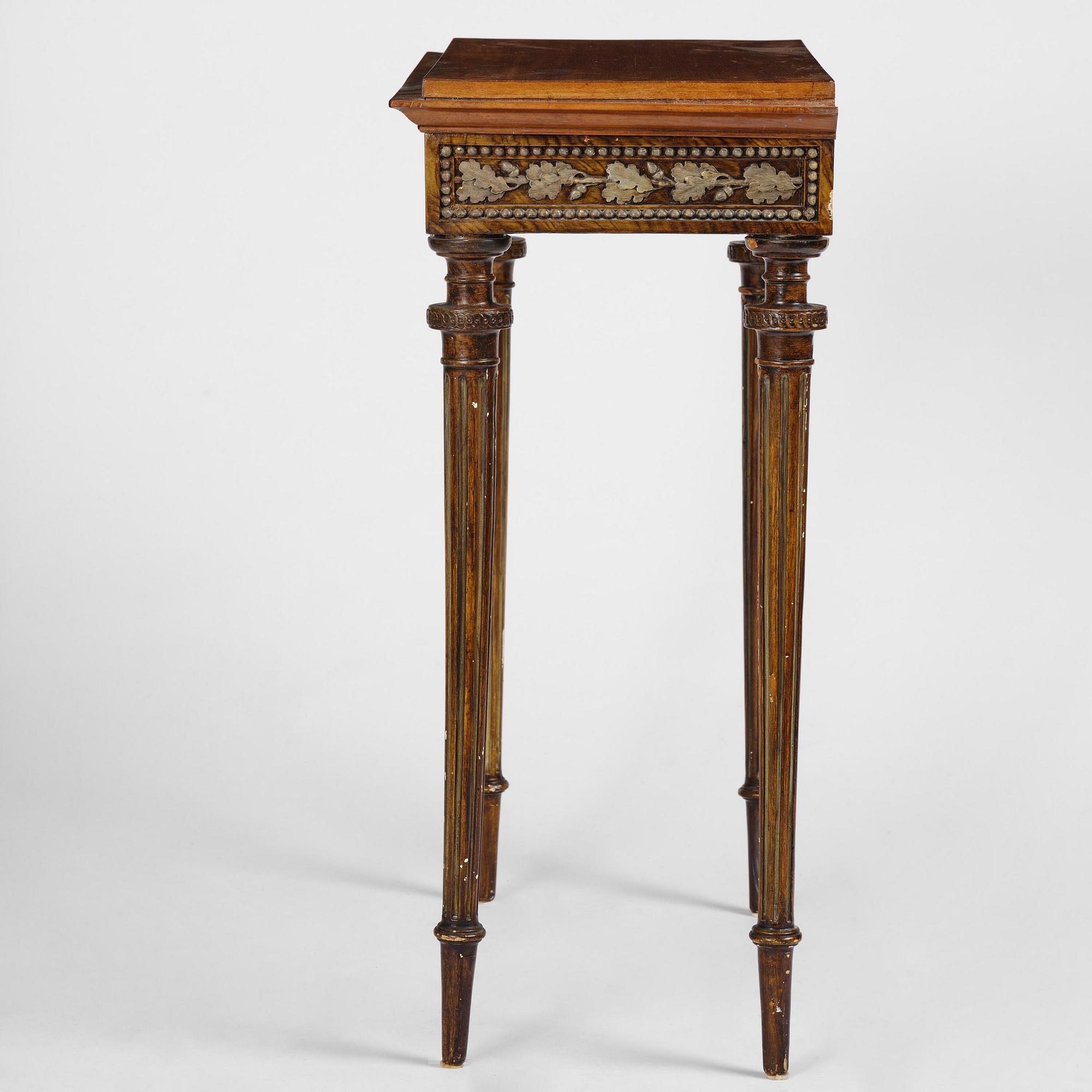 Konsolbord, tillskrivet Pehr Ljung (bildhuggare i Stockholm, kunglig hovbildhuggare 1788-1819), Sengustavianskt.