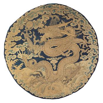 1199. A 'five clawed dragon' roundel, Qing dynasty, Qianlong (1736-95).