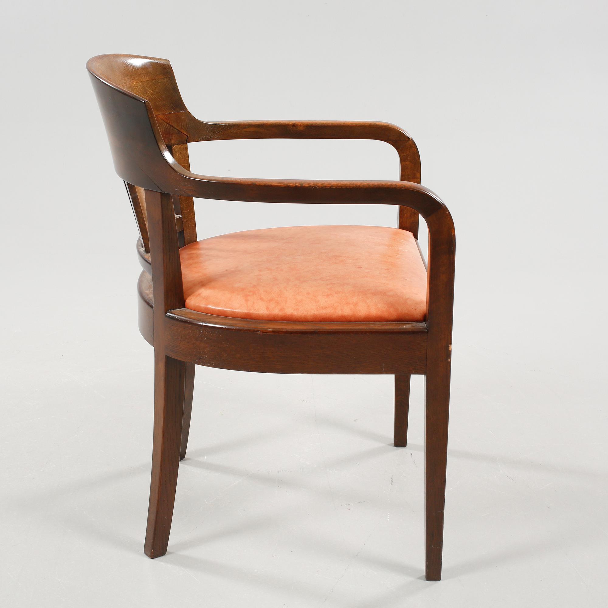 A jugend armchair from early 20th century.