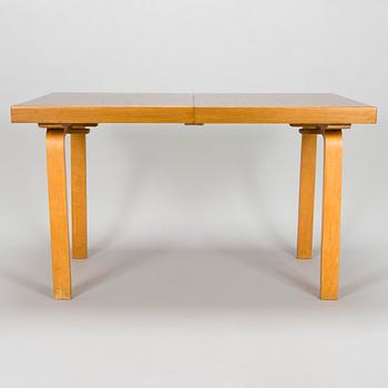 Alvar Aalto, A mid-20th Century '92' dining table for O.Y. Huonekalu-ja Rakennustyötehdas A.B.