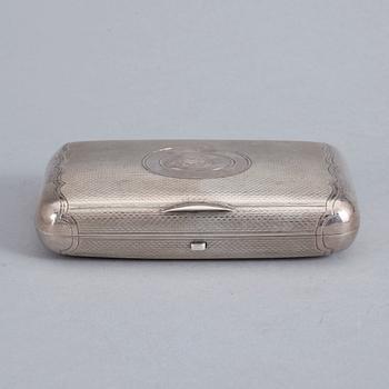 CIGARETTETUI, silver, Moisei Ivanov , St. Petersburg, 1873. Vikt ca 177 gram.