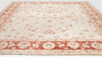 Carpet, Ziegler Design, approx. 450 x 360 cm.