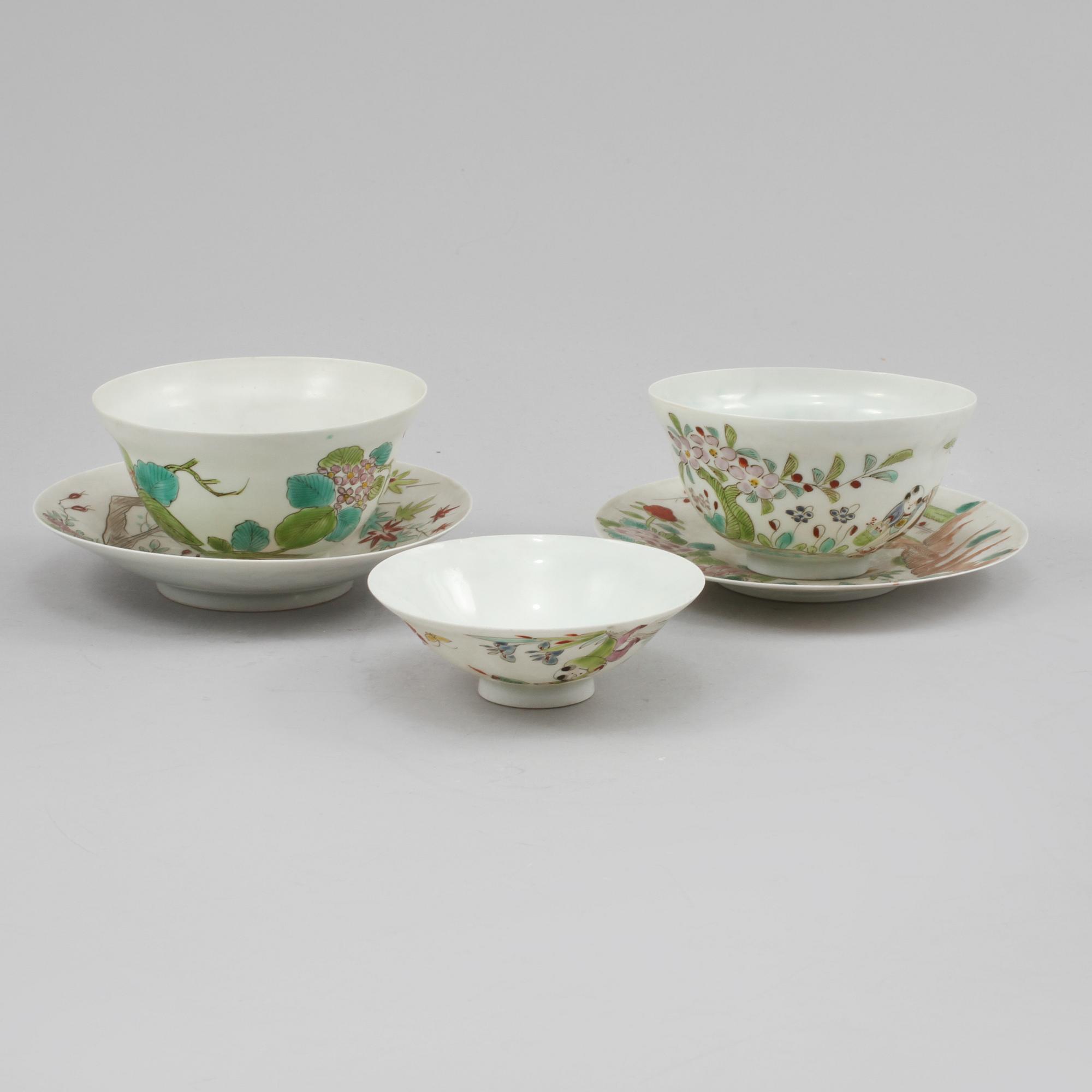 KOPPAR med FAT, 2 st, porslin, Kina, 1900-tal.