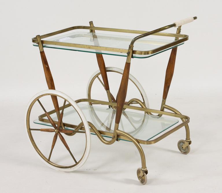 SERVERINGSVAGN, 1900-tal.