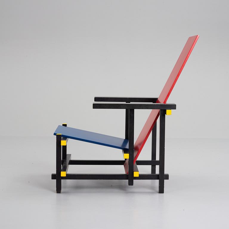 Gerrit Rietveld, easy chair, 'Red and blue chair', Cassina.