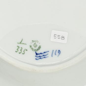 A 'Blue Fluted Plain' porcelain serving dish, Royal Copenhagen, model 335, 1898-1923.