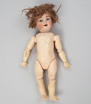 a Simon & Halbig "126" porcelain doll, Germany ca 1914.