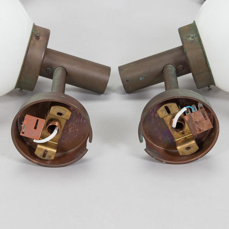 Lisa Johansson-Pape, A set of six of 1970s outdoor wall lights '140-015' for Stockmann Orno.