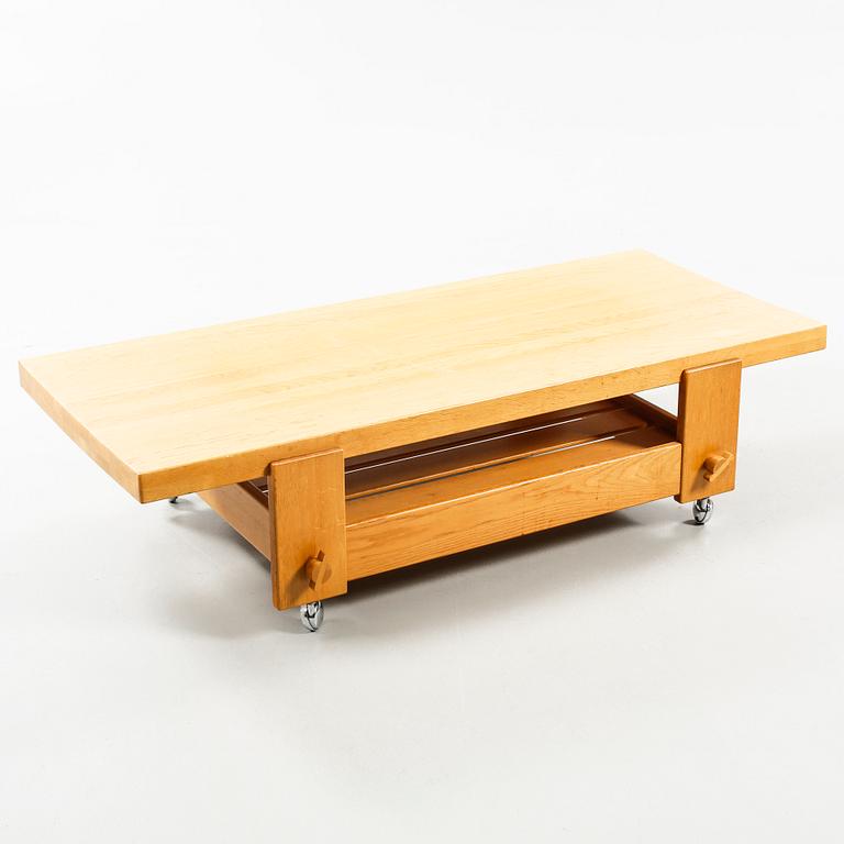 A sofa table, from the series "Kontrapunkt", designed by Yngve Ekström for Swedese Möbler AB 1968.