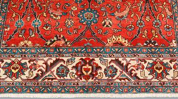 A carpet, Tabriz, ca 260 x 160 cm.