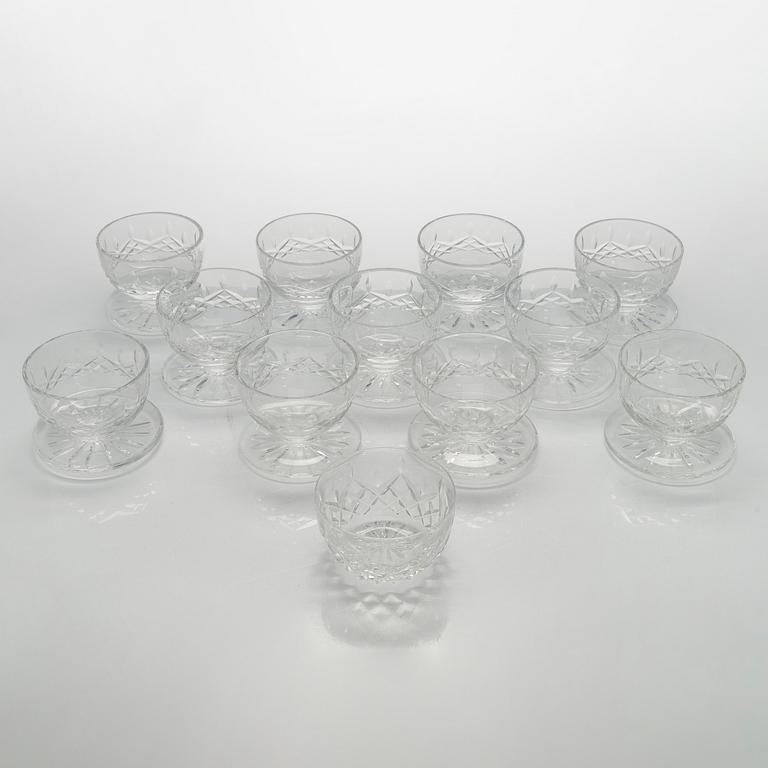 Jälkiruokamaljoja, 12 kpl, kristallia, Waterford 1900-luvun loppu.